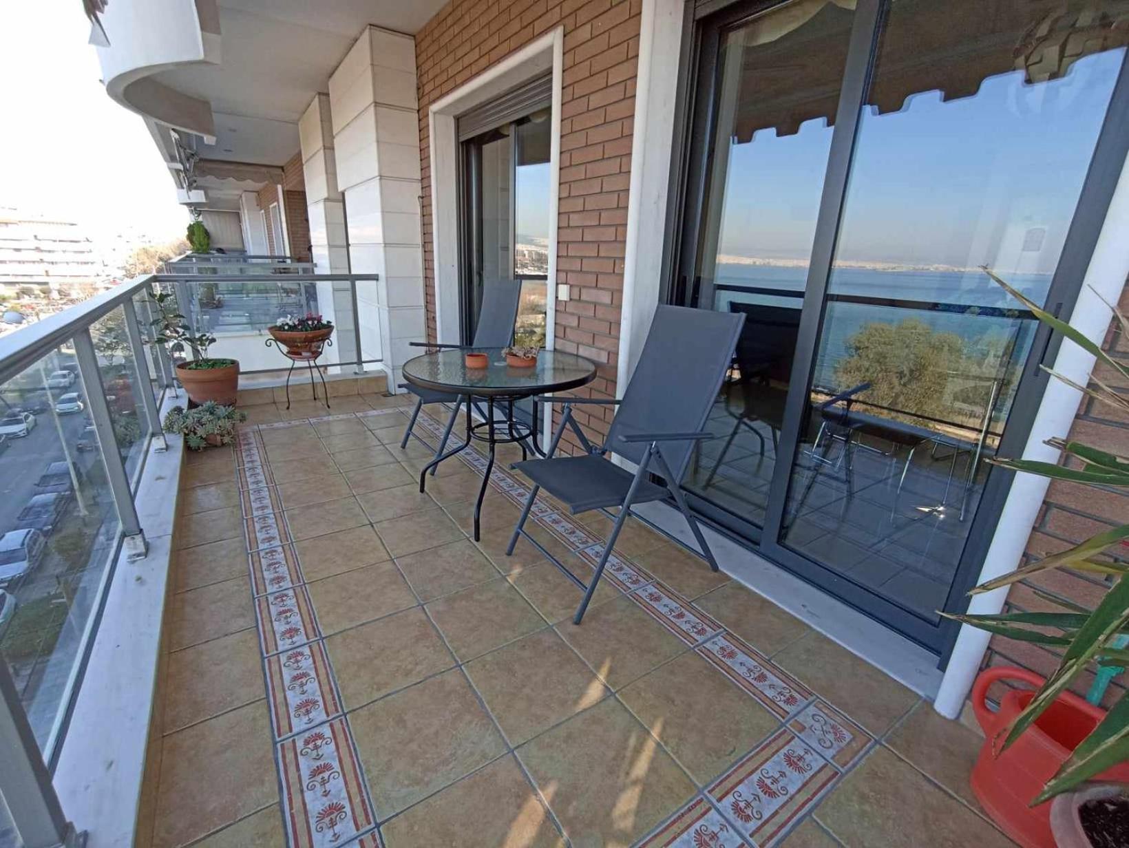 Seafront Family Apartment & Free Parking, The Cruiseflat سالونيك المظهر الخارجي الصورة