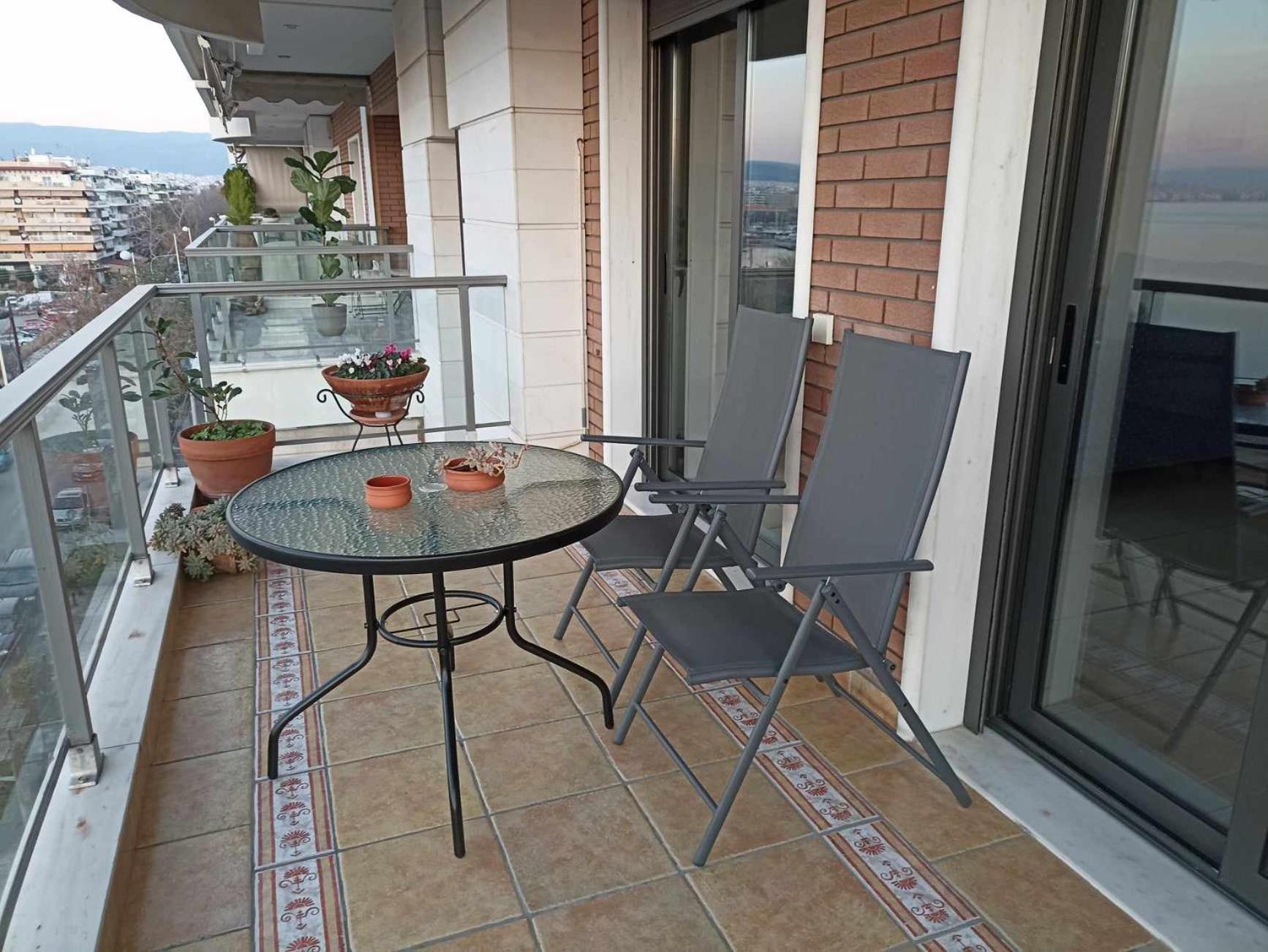 Seafront Family Apartment & Free Parking, The Cruiseflat سالونيك المظهر الخارجي الصورة